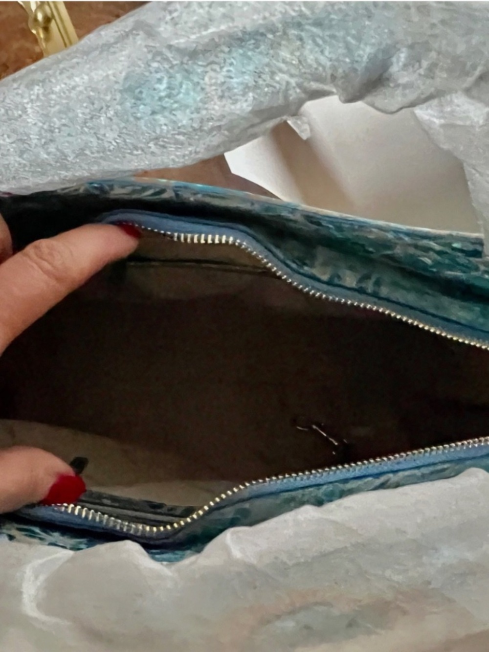 💙🩵 NWOT Brahmin Blue Serenity Sonic Large Elaine Dazzling Hologram Handbag🩵💙 - Picture 12 of 16